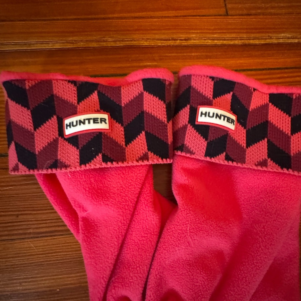 Hunter Fuchsia Boot Socks with Patterned Cuff - Picture 3 of 4